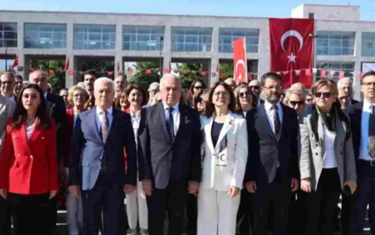 Nilüfer’de, 19 Mayıs Atatürk’ü Anma Gençlik ve Spor Bayramı kutlamaları coşku ile başladı. 